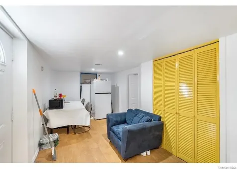 57 Smith Street Amityville NY 11701