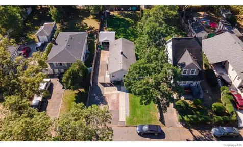 57 Smith Street Amityville NY 11701