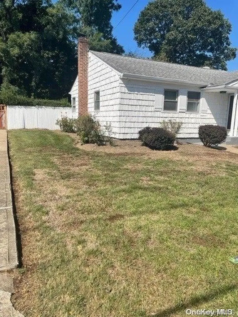 65 Gormley Avenue Roosevelt NY 11575