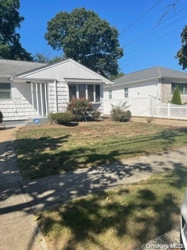 65 Gormley Avenue Roosevelt NY 11575