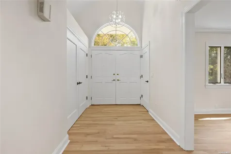 479 Woodbury Road Cold Spring Harbor NY 11724