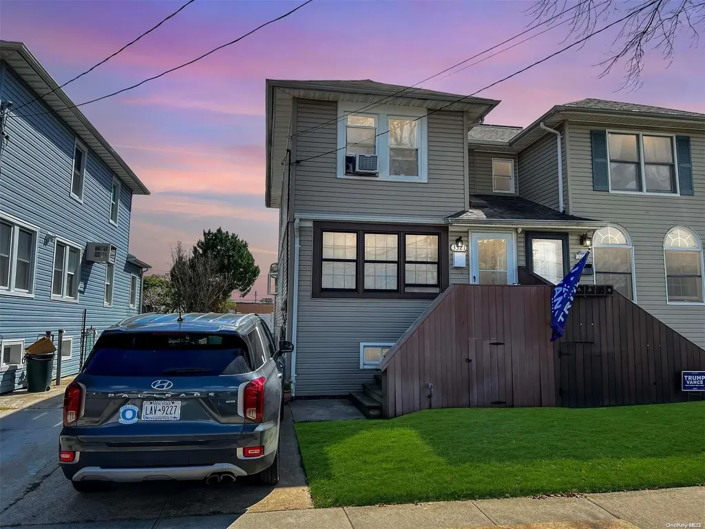 3321 Murdock Avenue Oceanside NY 11572