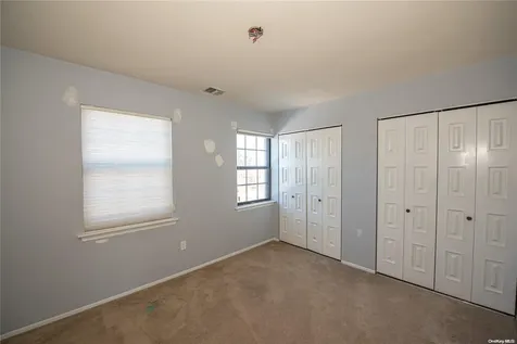 253 Helm Lane Bay Shore NY 11706