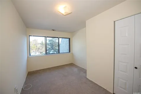 253 Helm Lane Bay Shore NY 11706