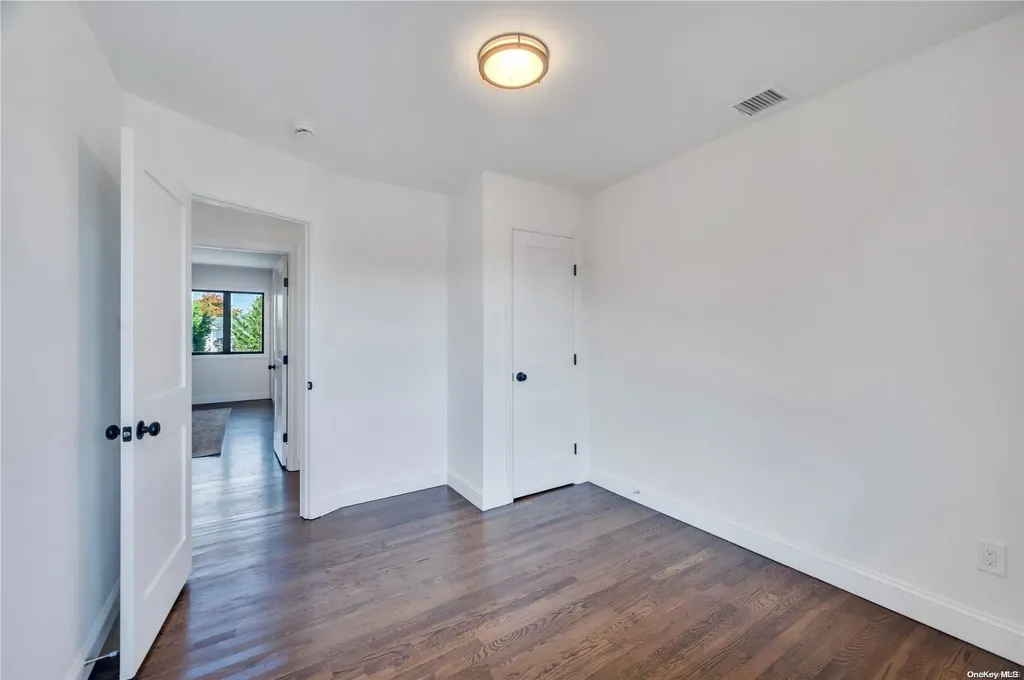 2788 Judith Drive Bellmore NY 11710