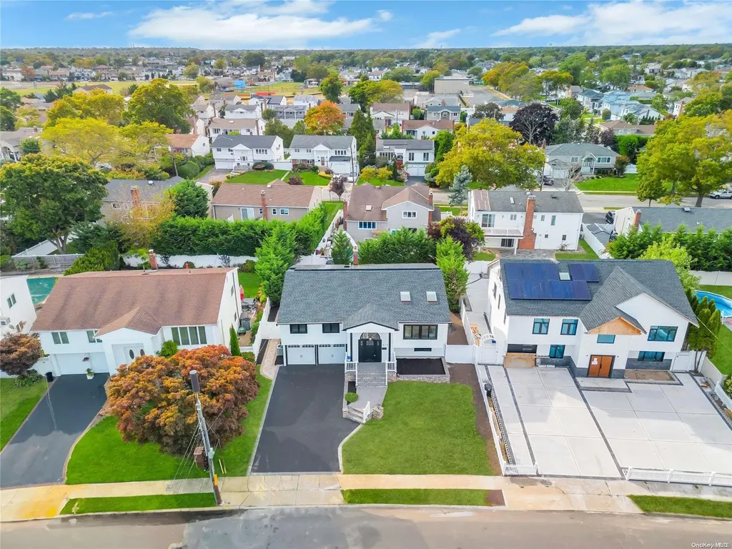 2788 Judith Drive Bellmore NY 11710