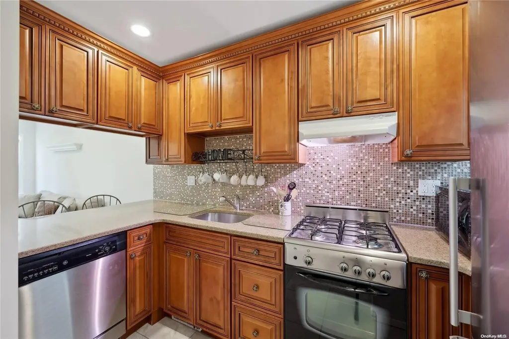 49 Canoe Place Road Hampton Bays NY 11946