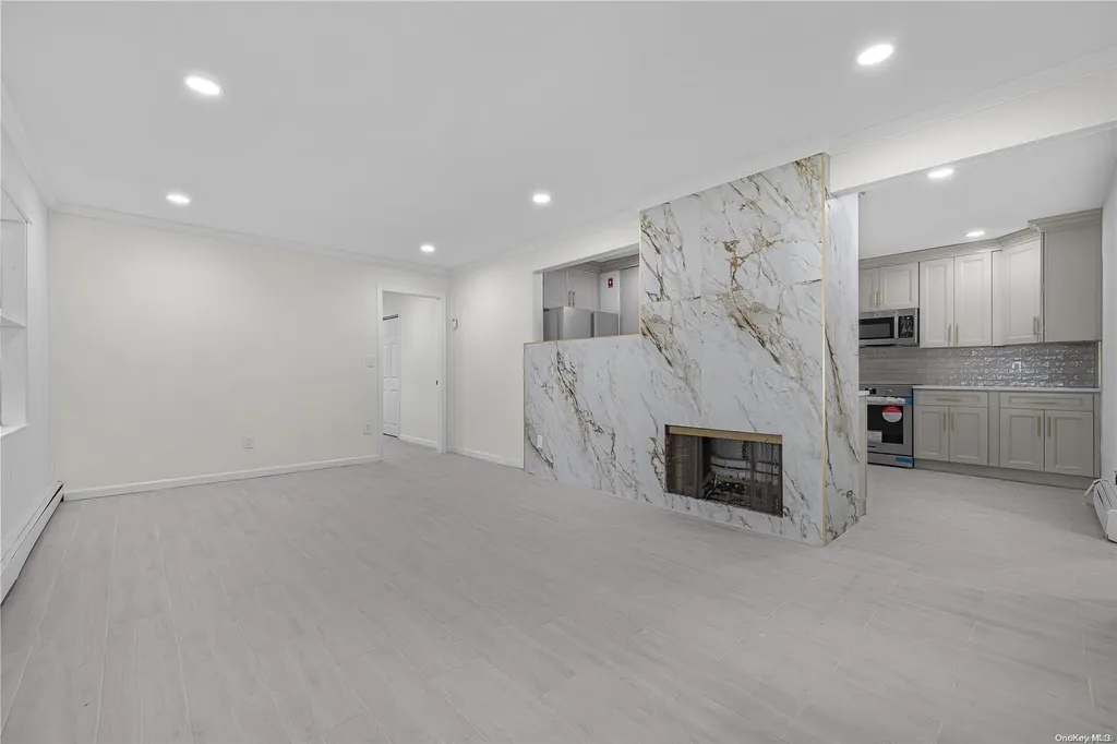 55 Mist Lane Westbury NY 11590