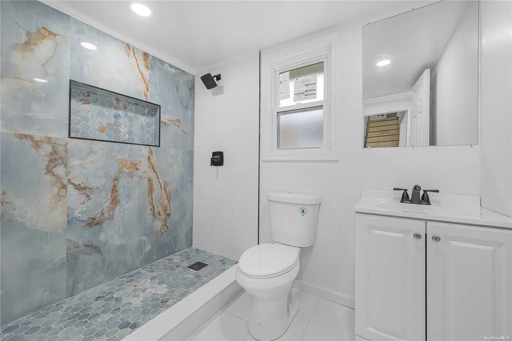 55 Mist Lane Westbury NY 11590