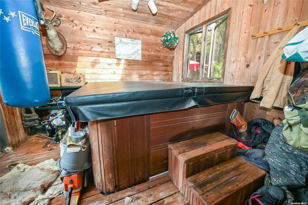 9 Moon Road Rocky Point NY 11778