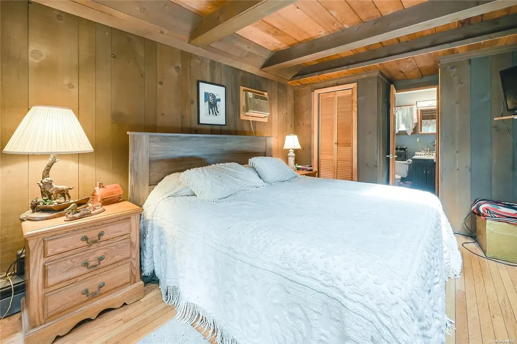9 Moon Road Rocky Point NY 11778