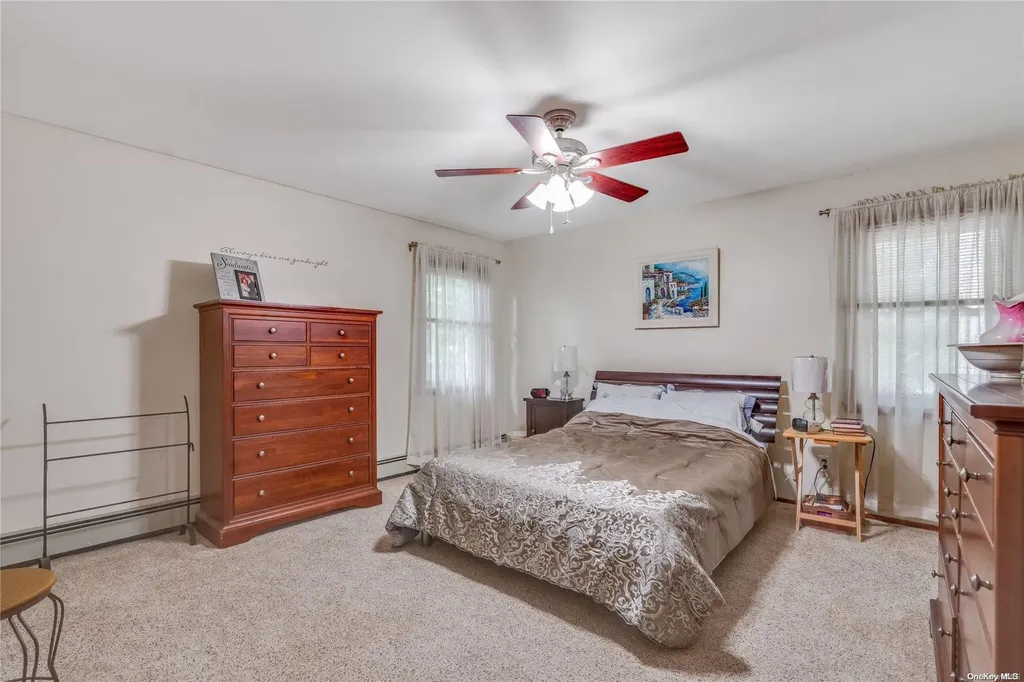 8 Robin Court Coram NY 11727