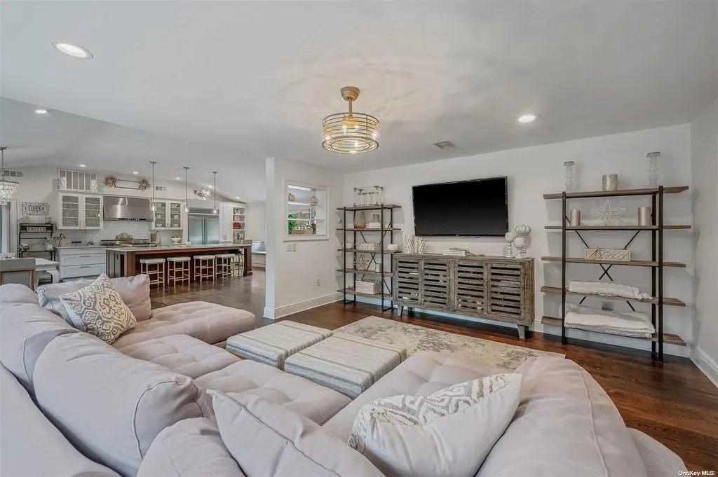 99 River Heights Drive Smithtown NY 11787