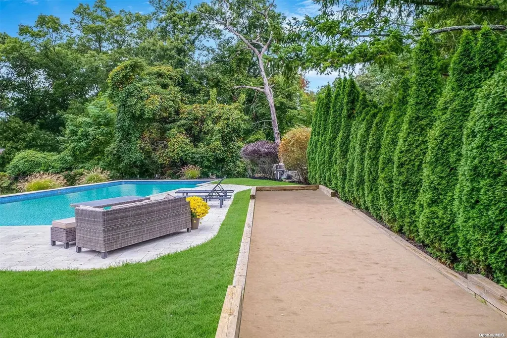 99 River Heights Drive Smithtown NY 11787
