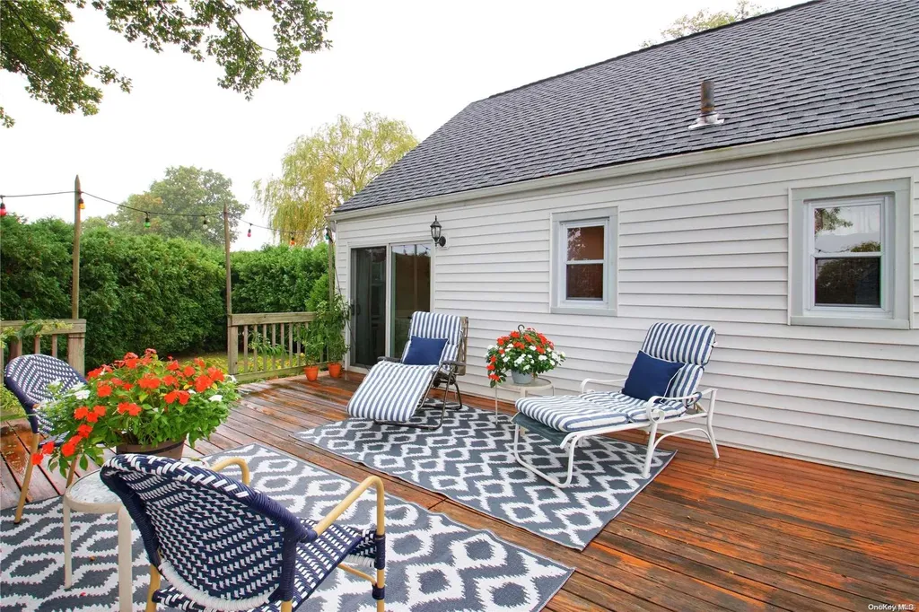 11 Farmedge Road Bethpage NY 11714