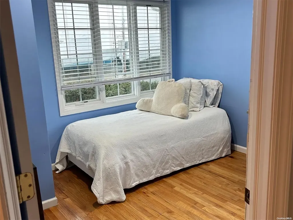 266 Hudson Avenue Freeport NY 11520