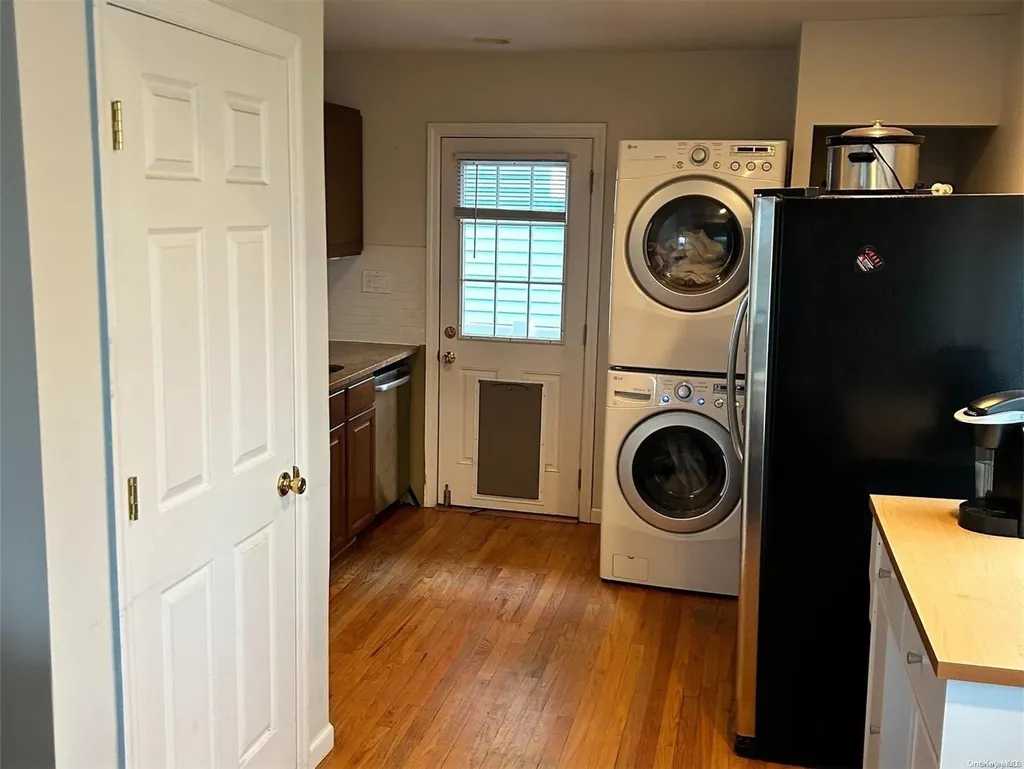 266 Hudson Avenue Freeport NY 11520