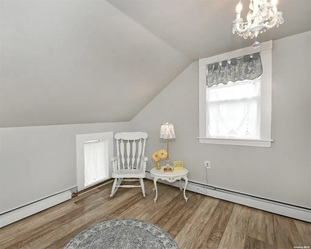 30 Harrison Place Farmingdale NY 11735