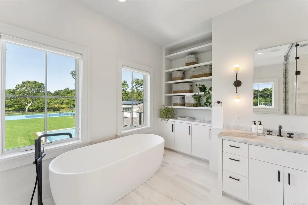 53A Tanners Neck Lane Westhampton NY 11977