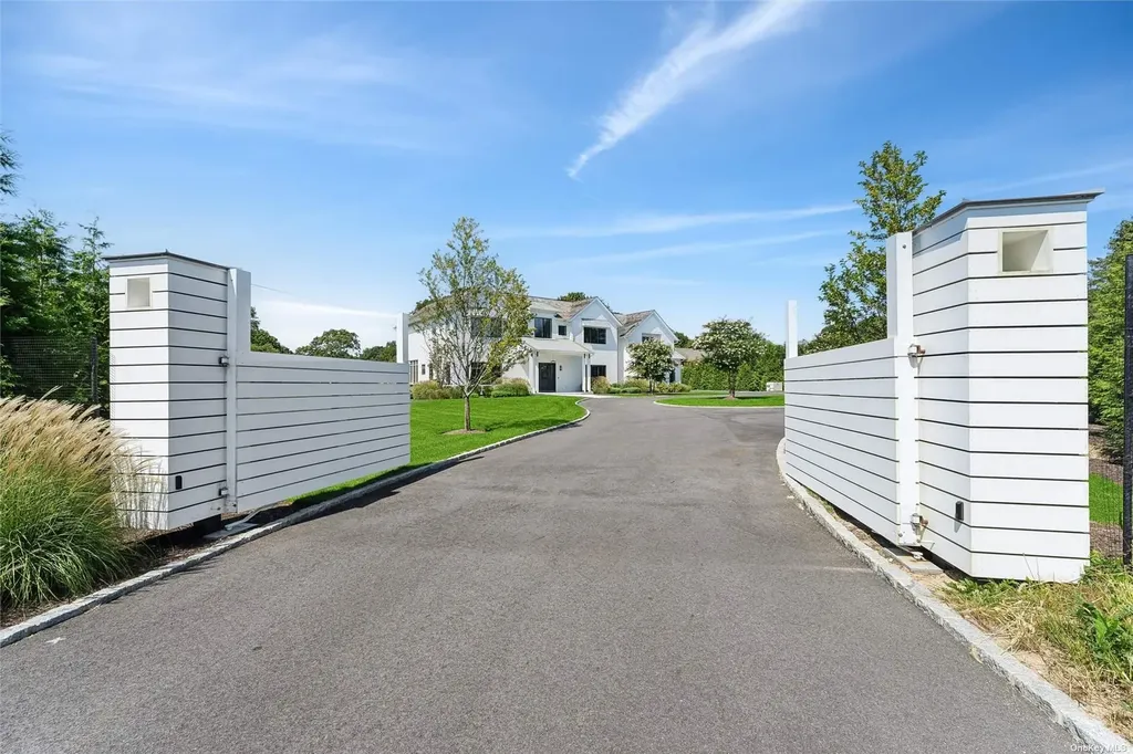 53A Tanners Neck Lane Westhampton NY 11977