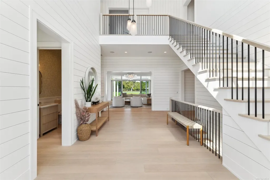 53A Tanners Neck Lane Westhampton NY 11977