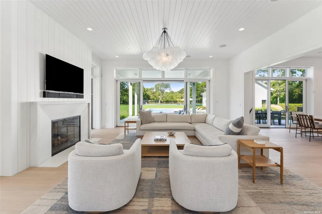 53A Tanners Neck Lane Westhampton NY 11977
