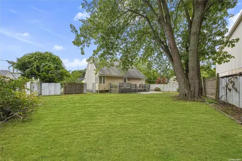 69 Ronald Drive Amityville NY 11701