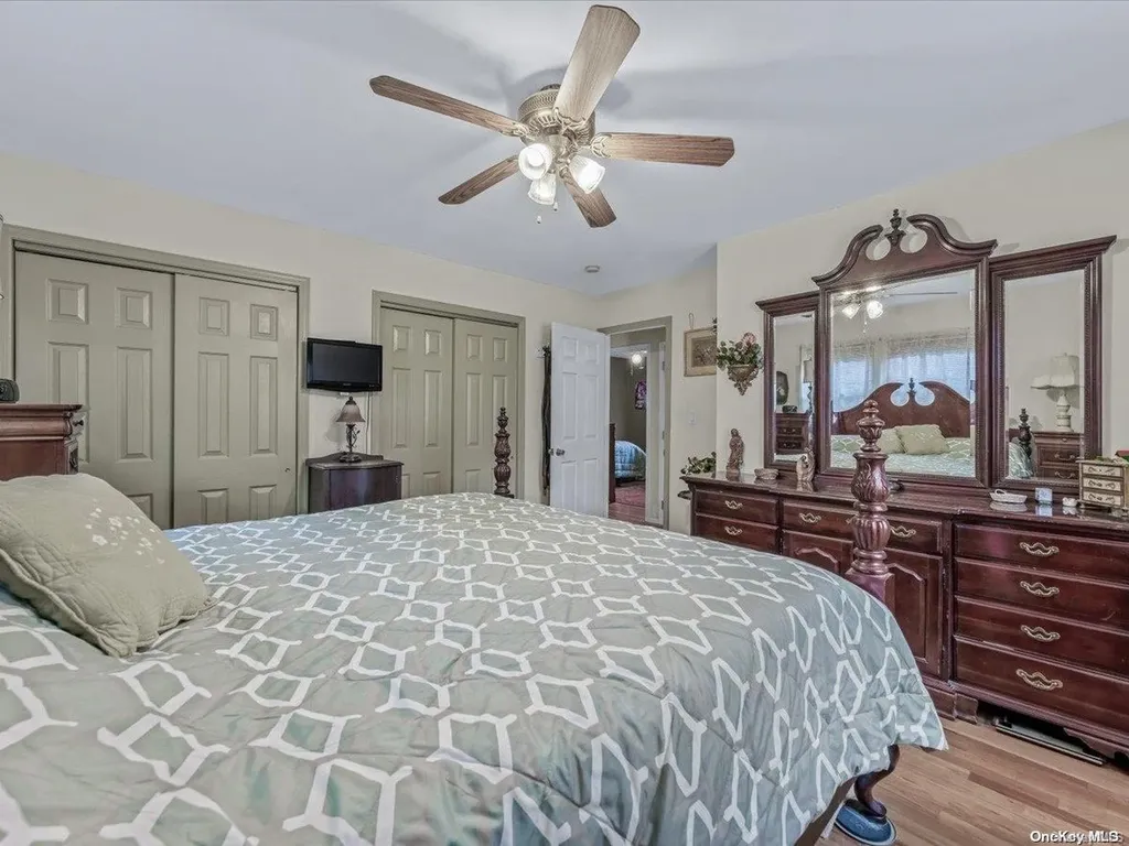 7 Maple Street Hampton Bays NY 11946