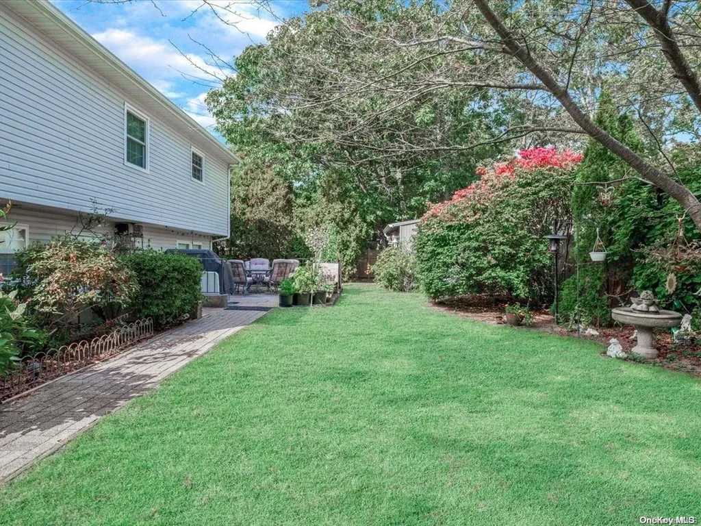 7 Maple Street Hampton Bays NY 11946