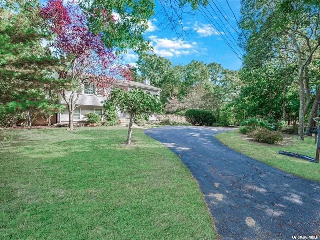 7 Maple Street Hampton Bays NY 11946