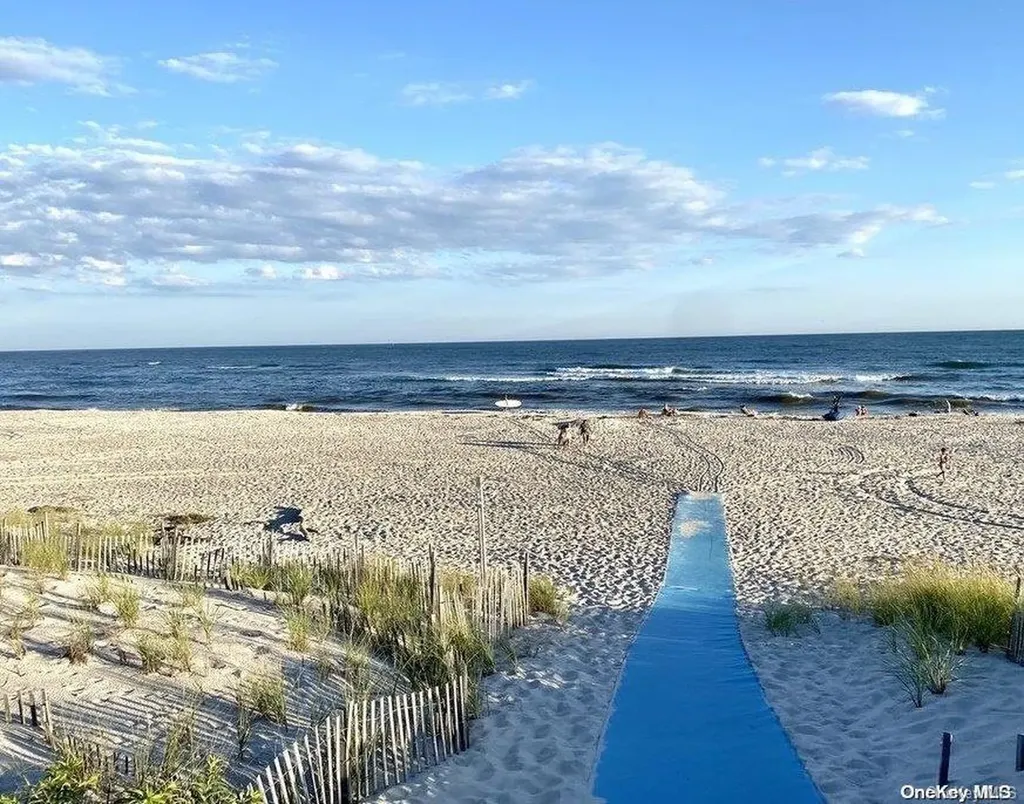 7 Maple Street Hampton Bays NY 11946