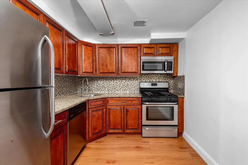 86-18 57th Road Elmhurst NY 11373