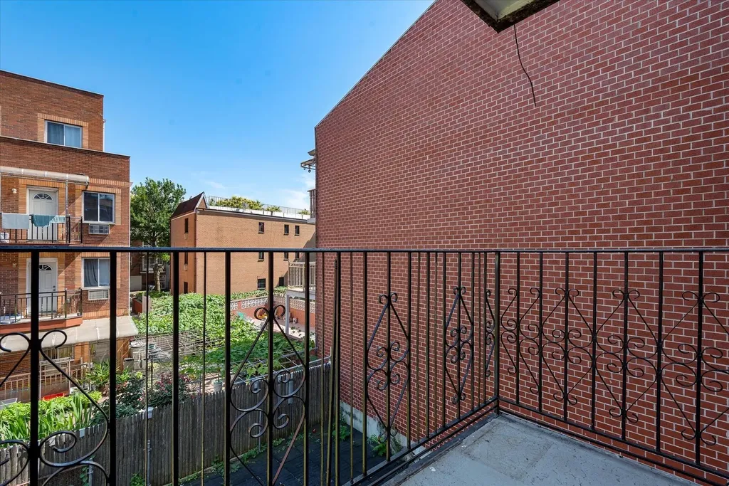 86-18 57th Road Elmhurst NY 11373