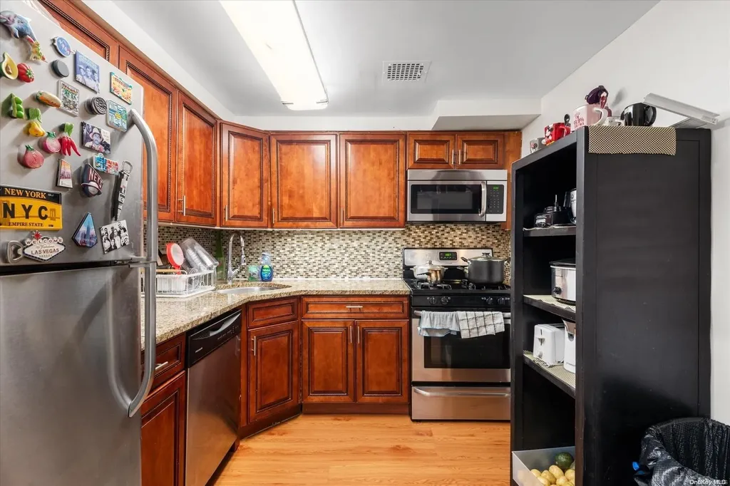 86-18 57 Road Elmhurst NY 11373