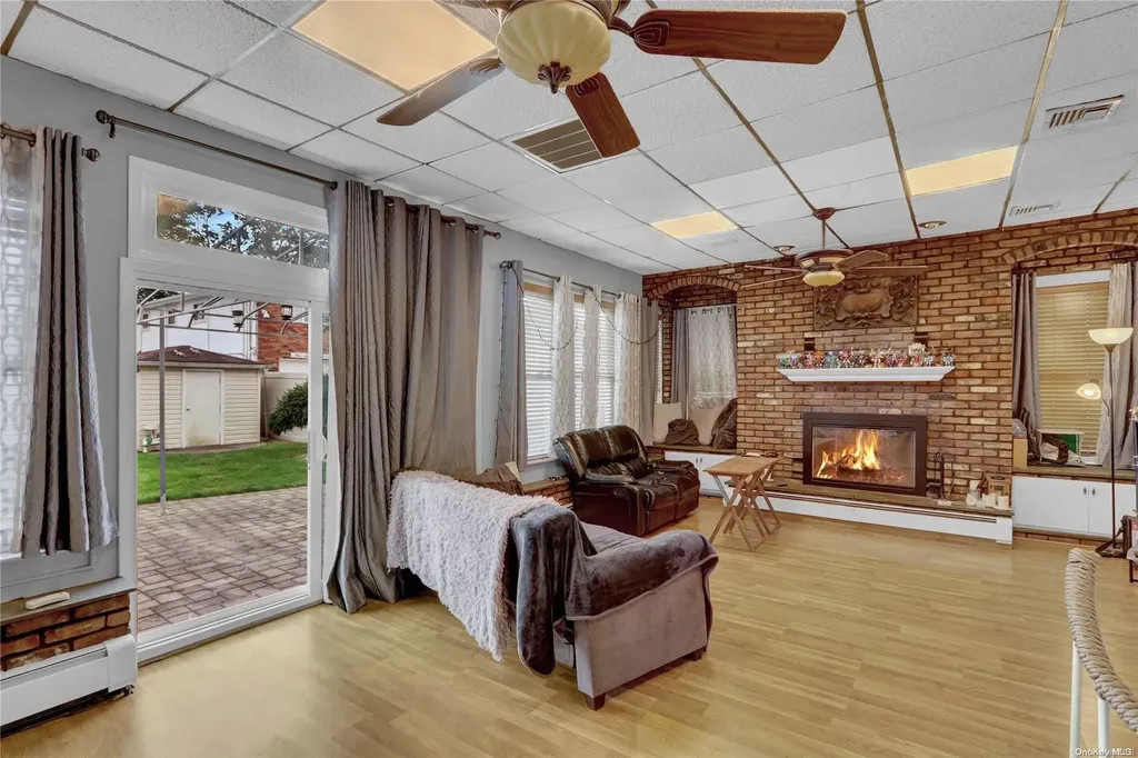 33 Meade Avenue Bethpage NY 11714