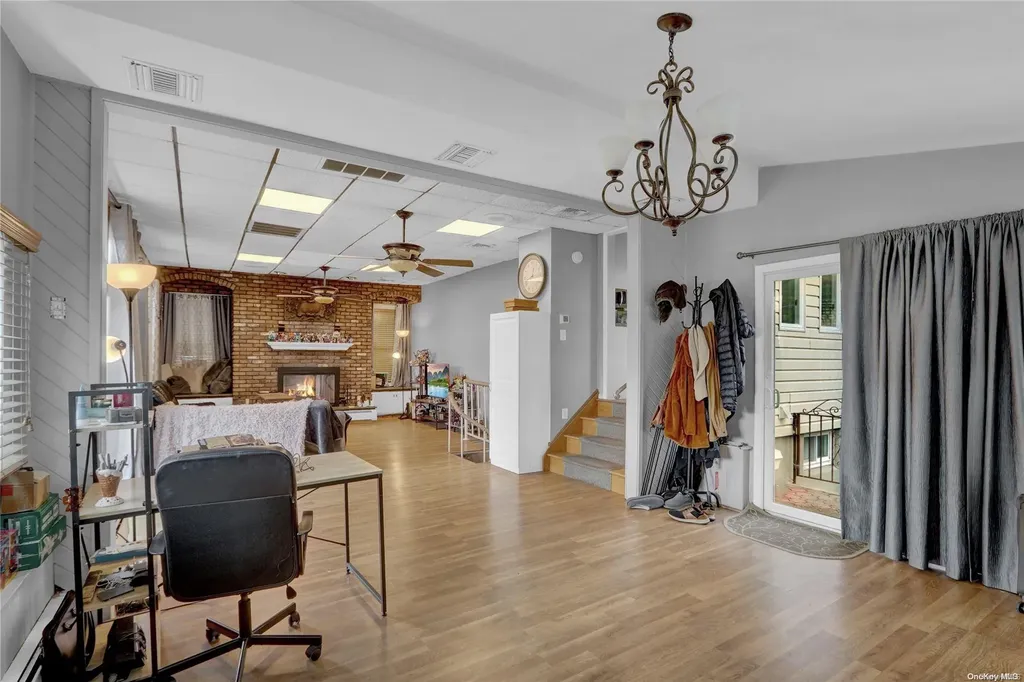 33 Meade Avenue Bethpage NY 11714