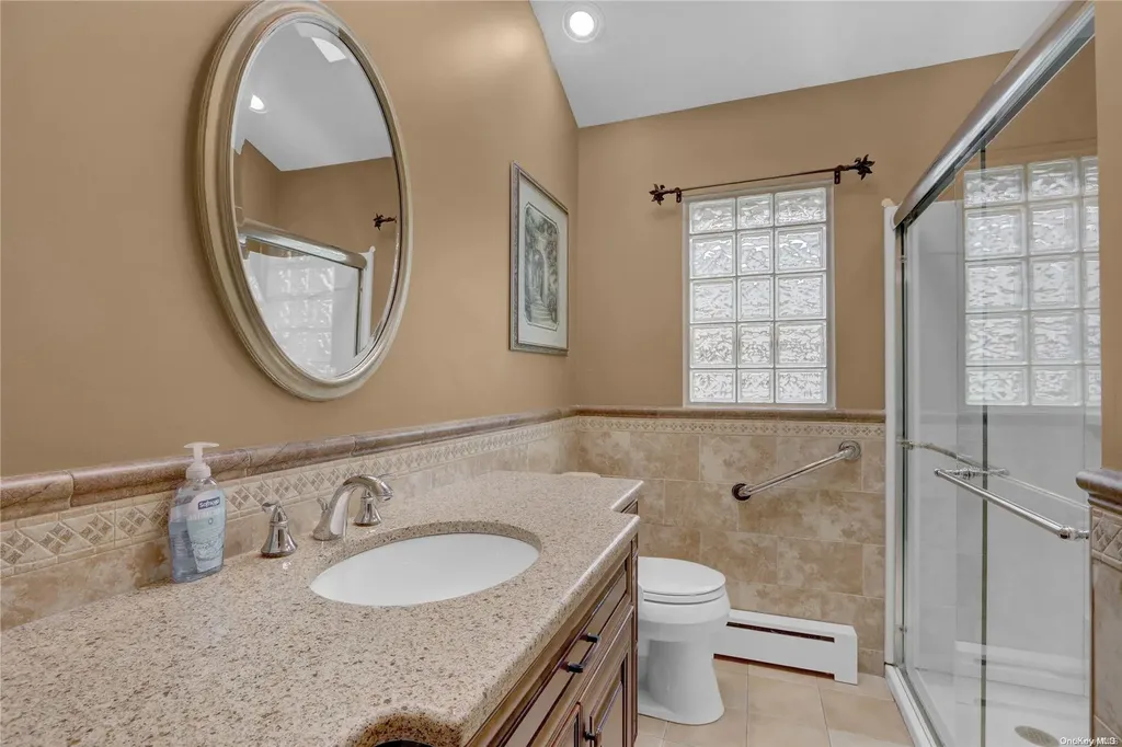33 Meade Avenue Bethpage NY 11714