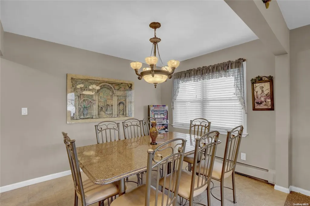 33 Meade Avenue Bethpage NY 11714