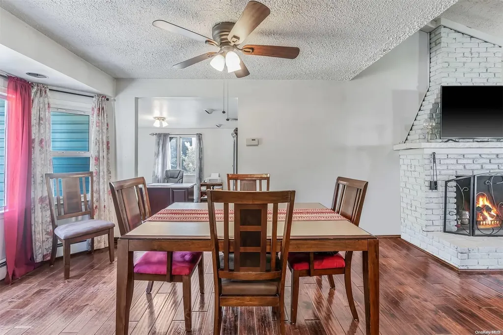 51 Smithtown Polk Boulevard Centereach NY 11720