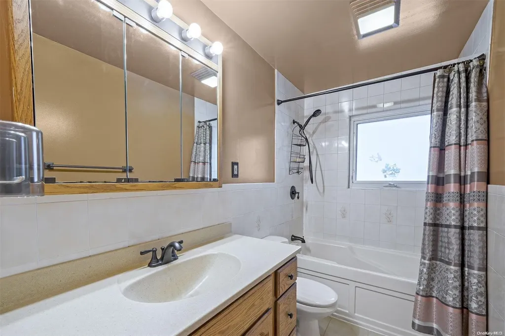 51 Smithtown Polk Boulevard Centereach NY 11720
