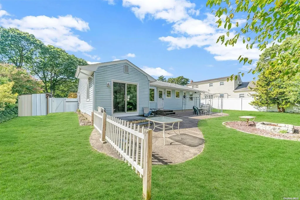 51 Smithtown Polk Boulevard Centereach NY 11720