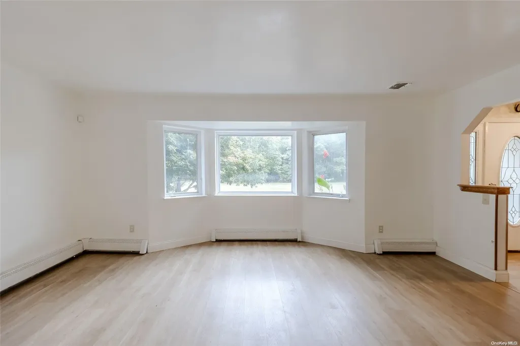 2013 William Floyd Parkway Ridge NY 11961