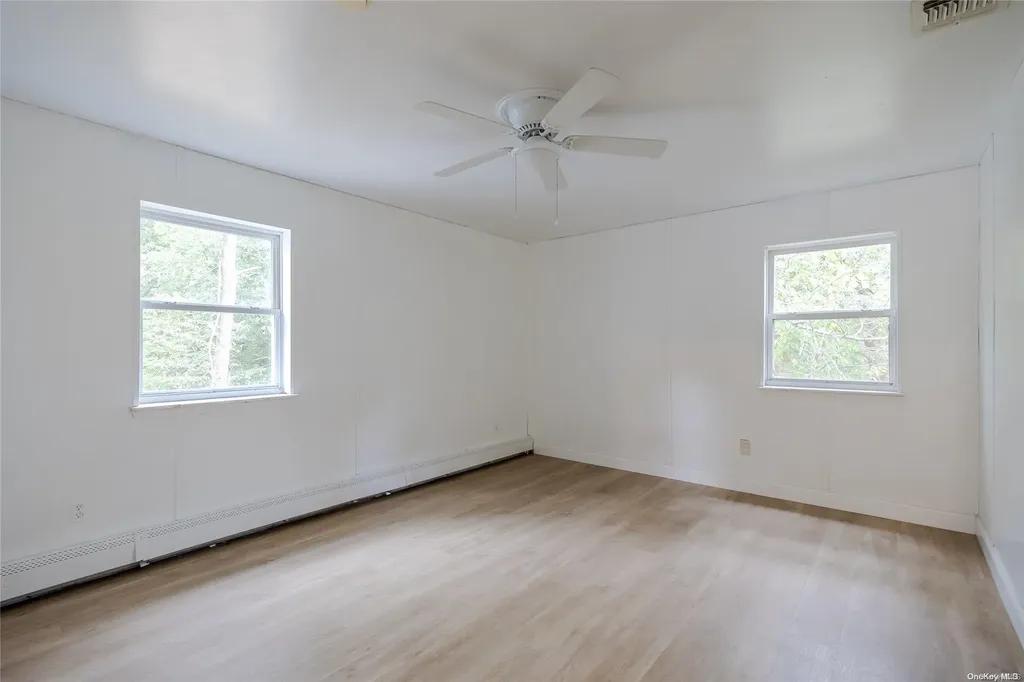 2013 William Floyd Parkway Ridge NY 11961