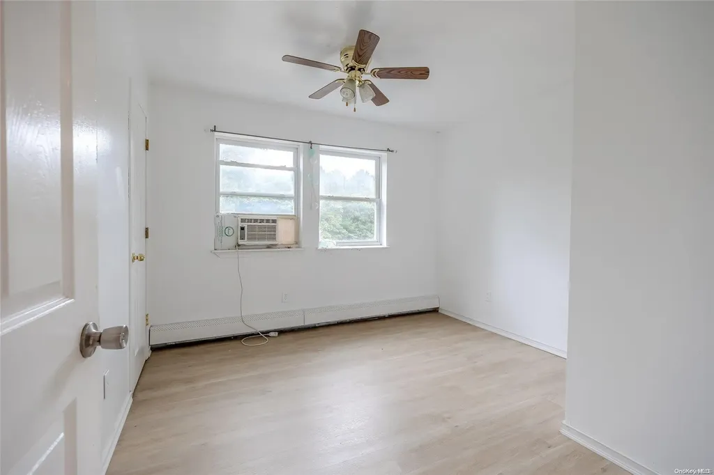 2013 William Floyd Parkway Ridge NY 11961