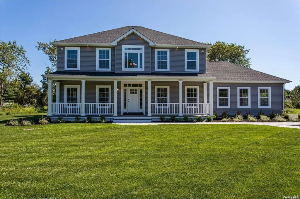 Tbb Gateway Court Hampton Bays NY 11946