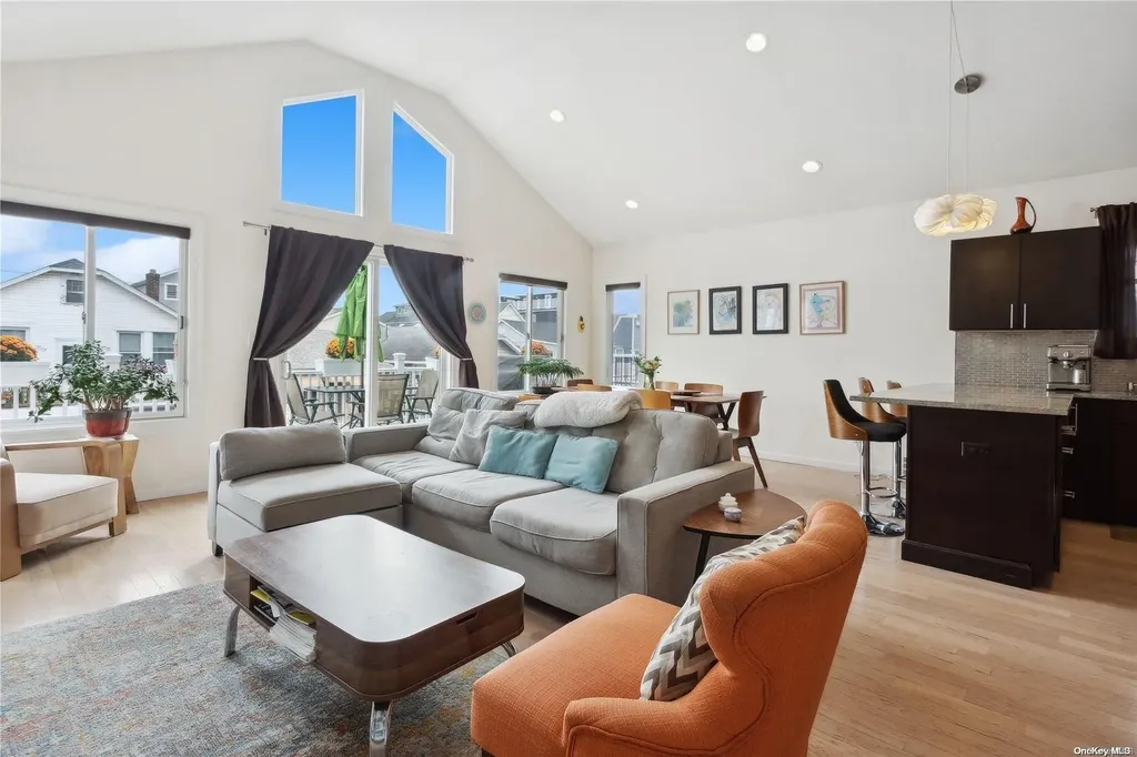 75 Tennessee Avenue Long Beach NY 11561