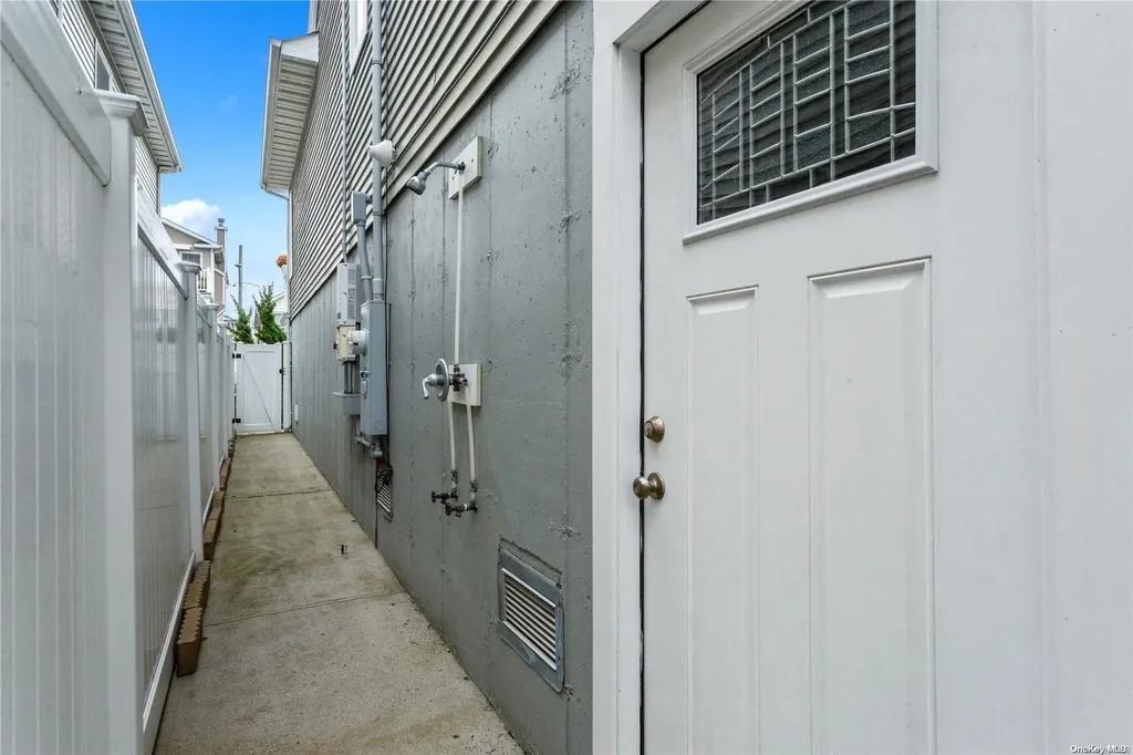 75 Tennessee Avenue Long Beach NY 11561