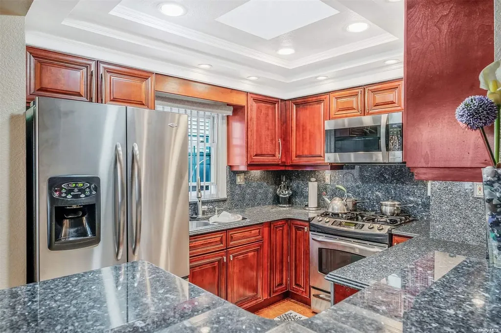 1264 E 102nd Street Brooklyn NY 11236