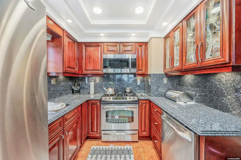 1264 E 102nd Street Brooklyn NY 11236