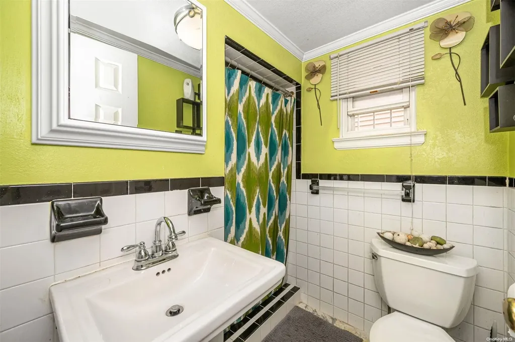 1264 E 102nd Street Brooklyn NY 11236